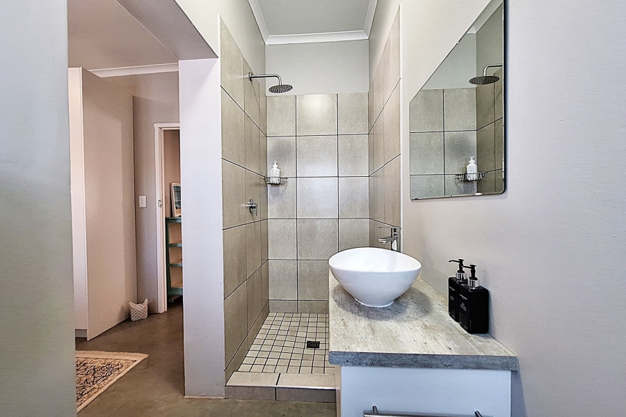 2 Bedroom Property for Sale in Britannia Bay Western Cape